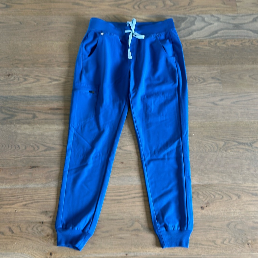 COPY - Figs jogger scrub pants